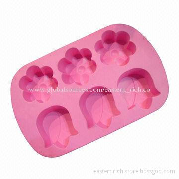 Silicone bakeware, sized 27.1x17.3x3.3cm
